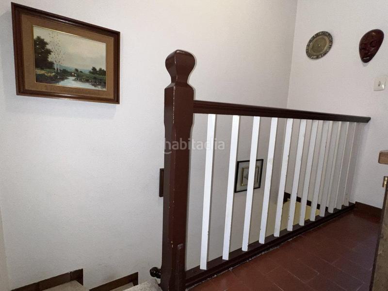 Foto 81d35714-27b0-4c02-9126-2a8055900887. Casa adosada chalet con carácter, tu oasis urbano donde los sueños encuentran hogar. en Barcelona