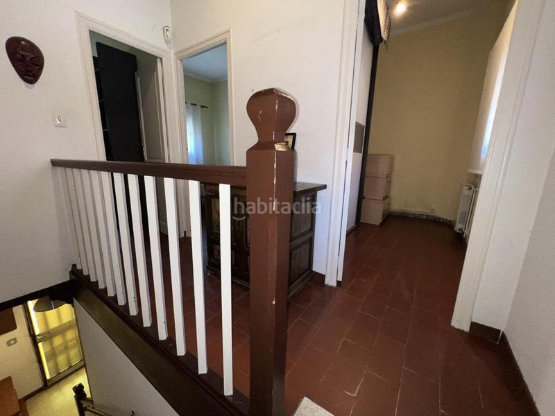 Foto e9631135-3881-402e-9bf5-47abca20b8f1. Casa adosada chalet con carácter, tu oasis urbano donde los sueños encuentran hogar. en Barcelona