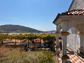 Maison  Manle. Encantadora casa  a reformar en venta en noia, con vistas al mar