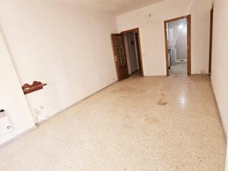 Etagenwohnung  De fabra i puig. Piso en plena rambla de fabra i puig a calle y media de avenida
