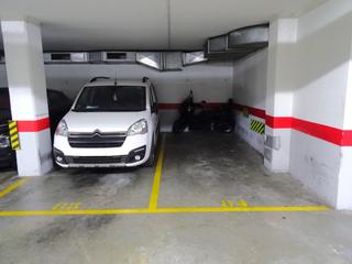 Parking voiture à Del montsant 23
