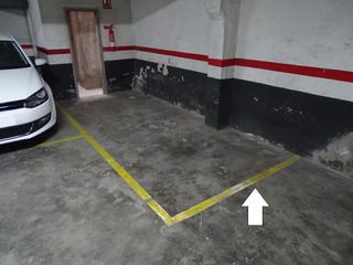Parking coche en de Sant Alexandre 40