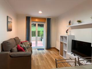 Lloguer Apartament  Dos salgueiriños de arriba. Este acogedor apartamento en alquiler en santiago