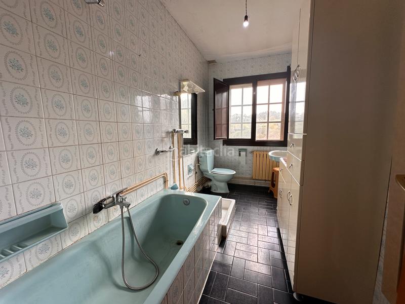 Foto cb920630-c6c3-4c99-9860-39cb6d600632. Country house with heating parking in Teo