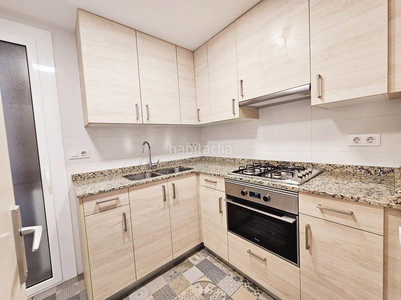 Foto c88e62bc-eed5-4a1c-8724-520fca611368. Piso en Porta Barcelona