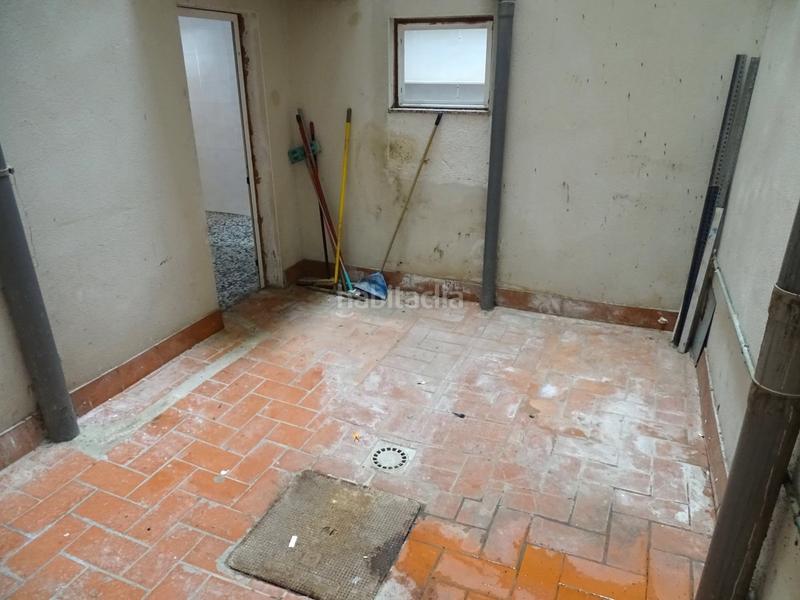 Foto 3e10e0b9-cfa3-44df-96d3-1afbdb2c65ab. Geschäftsraum in Turó de la Peira Barcelona