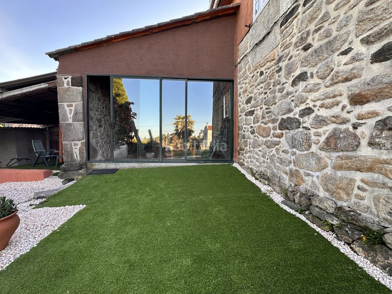 Foto 54c7d15d-3395-4658-ab6e-e38c168659f6. Masia amb calefacció aparcament a Teo