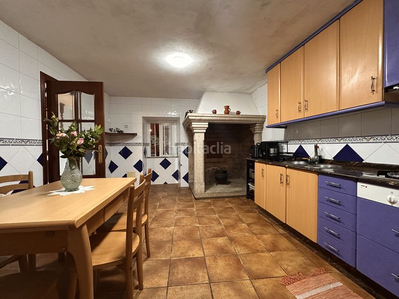 Foto 96aacd06-1ab0-462b-81f5-ab85adfd0bc7. Masia amb calefacció aparcament a Teo