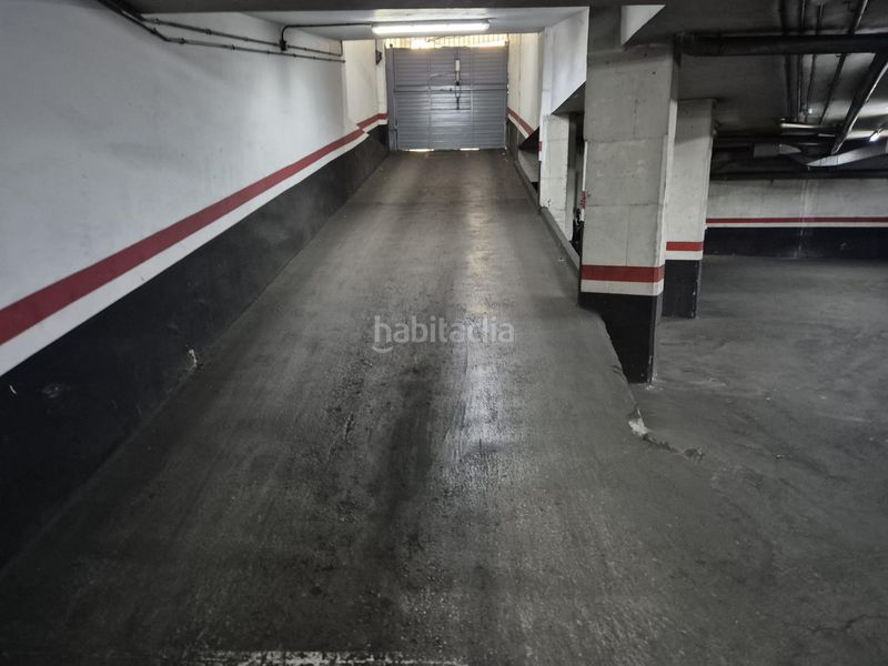 Foto b7d34392-e678-4ee2-b813-9d38b06b619c. Aparcament cotxe a Vilapicina - Torre Llobeta Barcelona