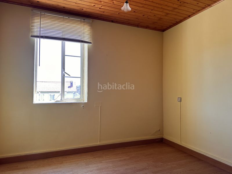 Foto 4e23fae7-c1ad-43f0-83d5-2e4c378b1067. Casa amb aparcament a Baña (A)
