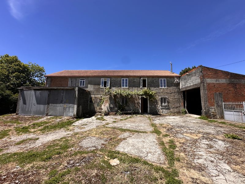 Foto 6bbd46ac-a231-4143-a42a-787561d9687f. Casa amb aparcament a Baña (A)