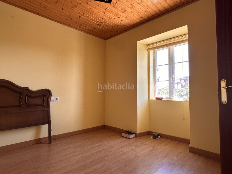 Foto bd99f969-4e40-4879-afe1-31a817d5f1ed. Casa amb aparcament a Baña (A)