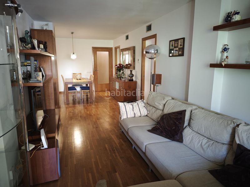Foto 0ca0c21b-580b-4906-abea-f04bfc617351. Pis amb calefacció aparcament a La Vila Olímpica del Poblenou Barcelona