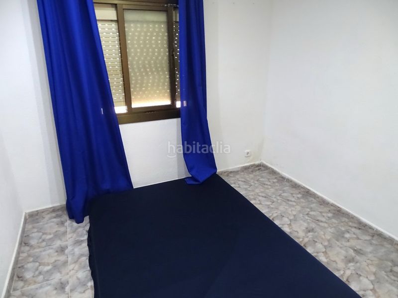 Foto d5c48aff-aed0-4053-9846-9bedd9c96a86. Pis a Turó de la Peira Barcelona