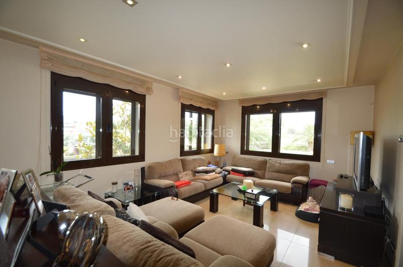 Foto 998f34c6-bd73-4e0a-88e2-3f96e72f120b. Chalet impresionante villa en Grau - Quintanes Amposta