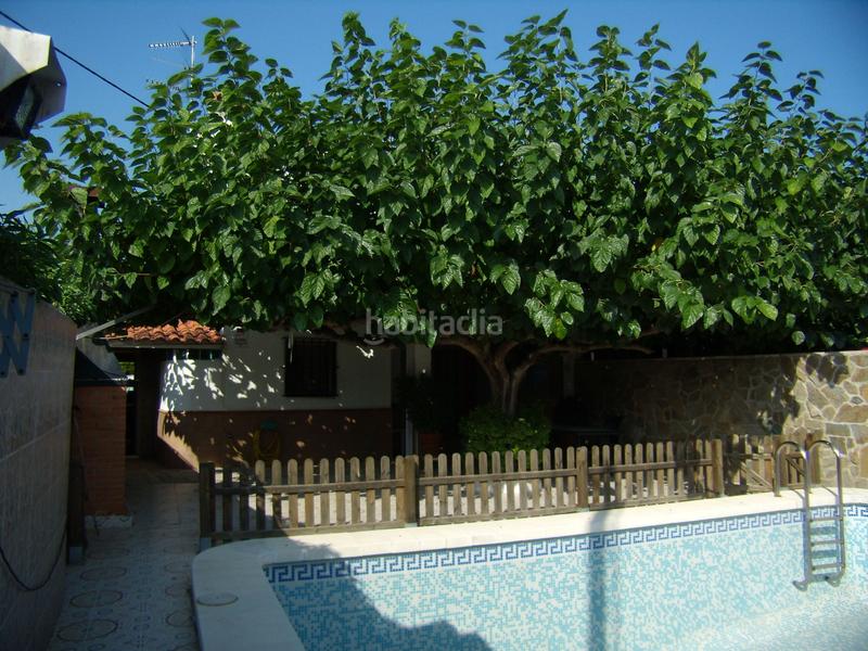 Foto abe99533-1082-441b-bc3d-20c5d945b7e0. Casa pareada chalet pareado con piscina en costa norte en Vinaròs