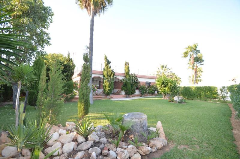 Foto 4219f460-af3d-467b-9c96-f99938041df3. Chalet con parcheggio in Les Salines Vinaròs