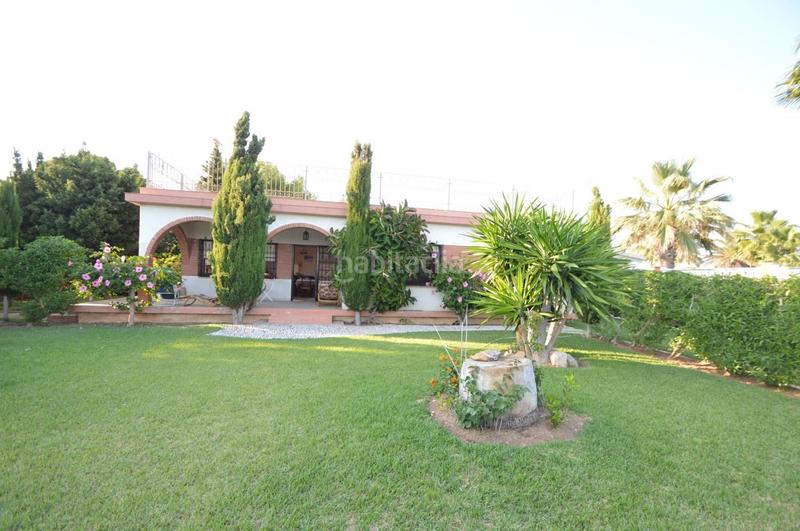 Foto 6e61814b-9f4c-40ef-b056-bcca51349e1a. Chalet con parcheggio in Les Salines Vinaròs