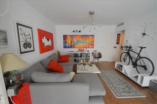 tic  N/a. En venta tico dplex con parking en vinars