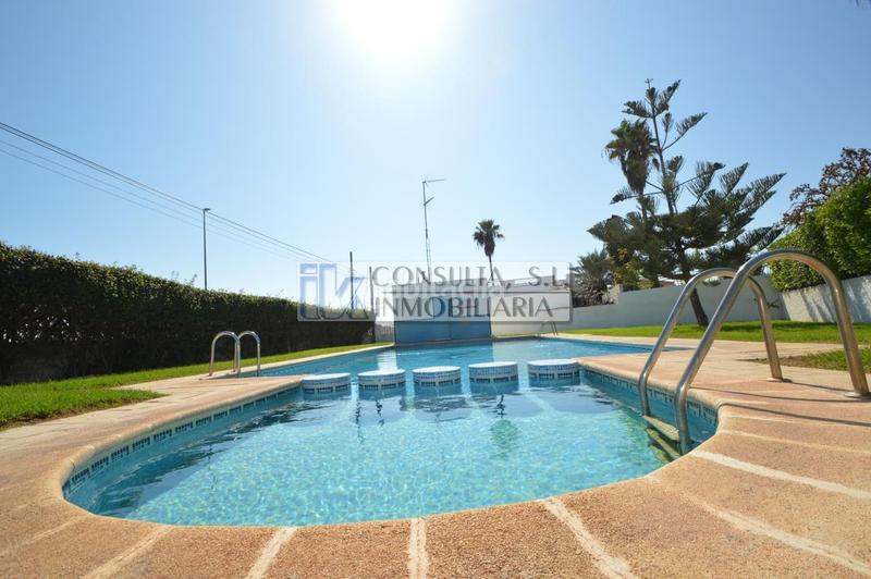 Foto 2cb3223c-67d5-48fe-b819-1db848b0c411. Casa adosada casa o chalet adosado en venta . en Costa Norte Vinaròs