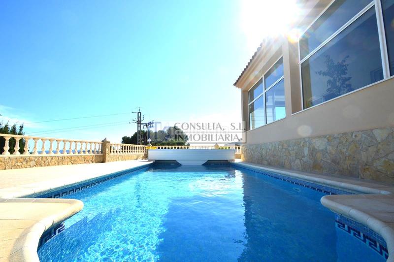 Foto 94b0e23c-3696-418a-966b-6cbc6c0e3551. Chalet con camino parcheggio piscina in closa de Vinaròs - ermita Vinaròs