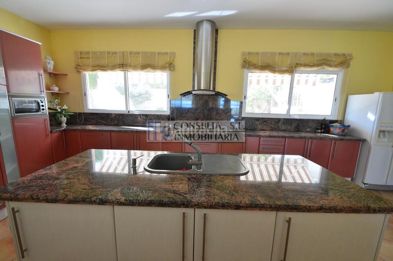 Foto a74a8491-5630-43ab-bb0f-f73cadb0c4e6. Chalet con camino parcheggio piscina in closa de Vinaròs - ermita Vinaròs