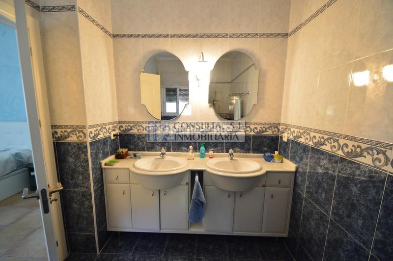 Foto c83098d6-0fee-4a8d-ab82-8cfc29517e18. Chalet con camino parcheggio piscina in closa de Vinaròs - ermita Vinaròs