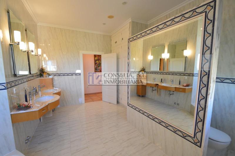 Foto f54cfd0b-7cfa-4536-8fe7-629723db80da. Chalet con camino parcheggio piscina in closa de Vinaròs - ermita Vinaròs