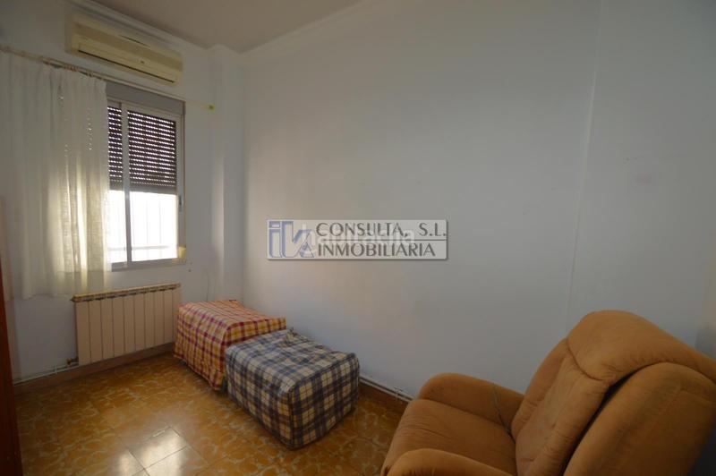 Foto 079ac1f2-8f72-4aa8-924c-e7508b5dc98b. Casa adossada amb calefacció piscina a Casco Urbano Vinaròs