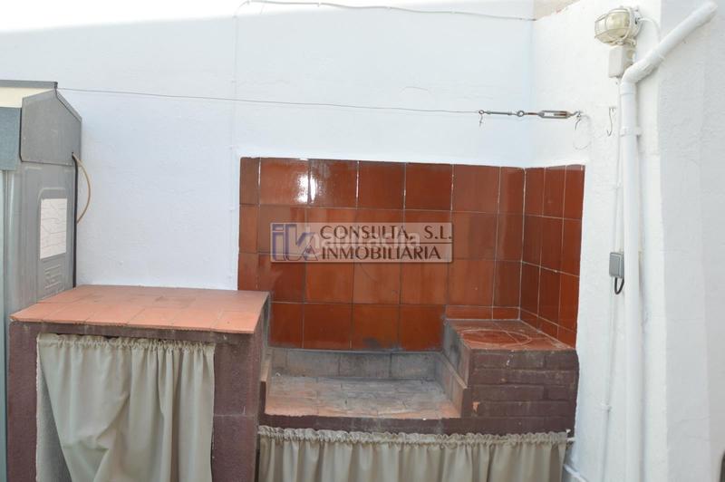 Foto 4cd54ea7-46c9-48a5-a2f4-1f38418804db. Casa adossada amb calefacció piscina a Casco Urbano Vinaròs