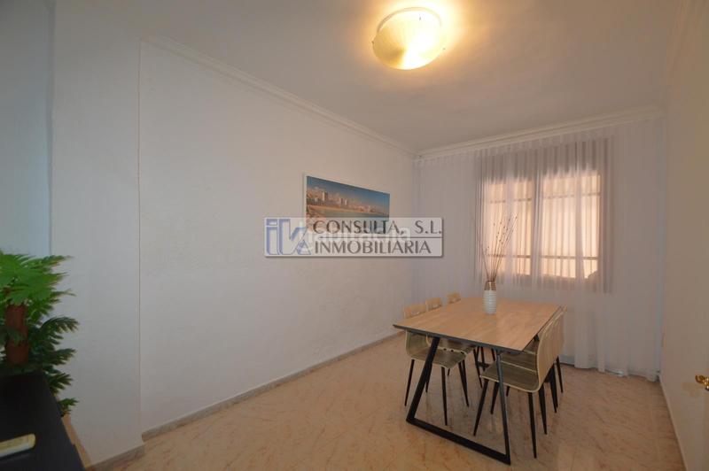 Foto bcd17462-41ca-4caf-b22b-4341e90baf58. Casa adossada amb calefacció piscina a Casco Urbano Vinaròs