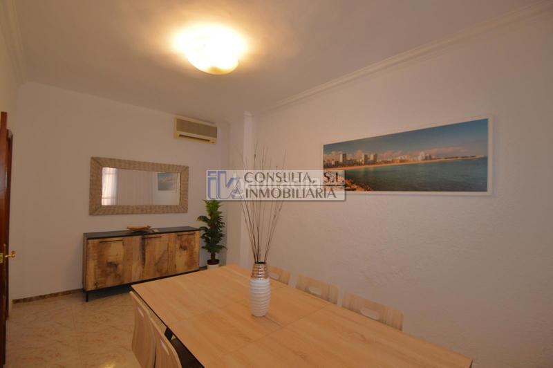 Foto c416fe70-3fcc-4534-a17f-35f45c1a7181. Casa adossada amb calefacció piscina a Casco Urbano Vinaròs