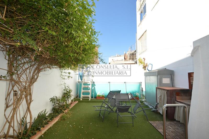 Foto df7a8032-7067-4623-bf94-21d326f64d8c. Casa adossada amb calefacció piscina a Casco Urbano Vinaròs