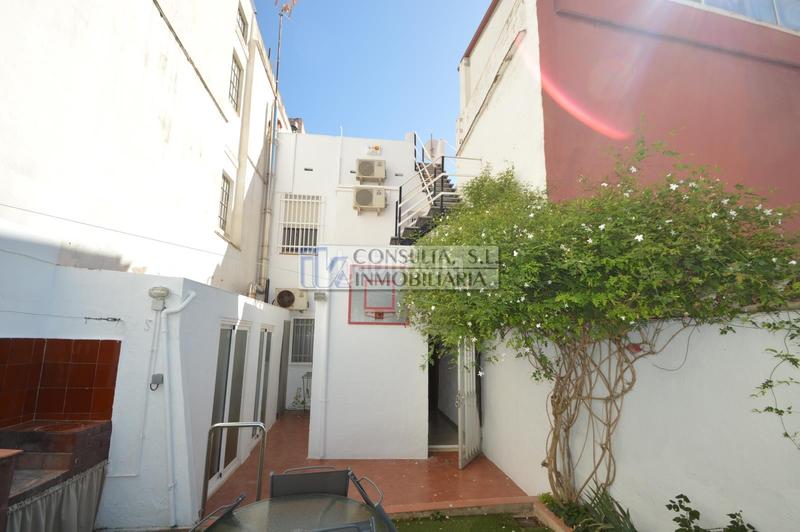 Foto fecb5037-d5af-44de-aae7-97192aafa5f8. Casa adossada amb calefacció piscina a Casco Urbano Vinaròs