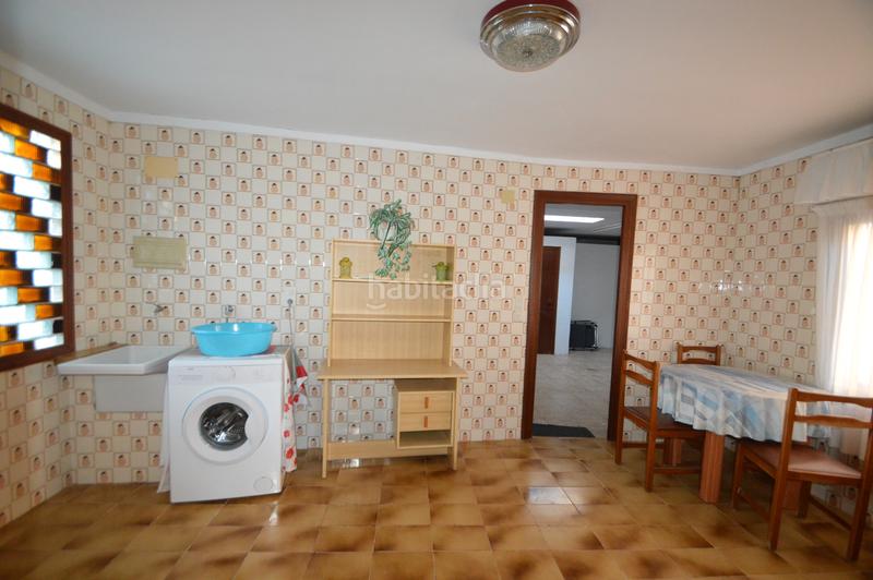 Foto 59bcc144-0c28-4870-9551-8bf18e365474. Chalet  en venta, primera línea de mar, (castellón) en Vinaròs