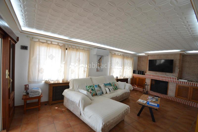 Foto 535ec44a-d0c0-4b72-ab9f-ce9b31031bd1. Xalet amb xemeneia calefacció aparcament a Cala Puntal Vinaròs
