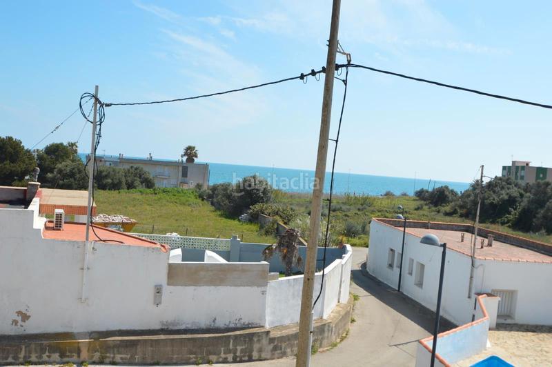 Foto e659584d-aa80-414b-a447-3422c76435f9. Xalet amb xemeneia calefacció aparcament a Cala Puntal Vinaròs