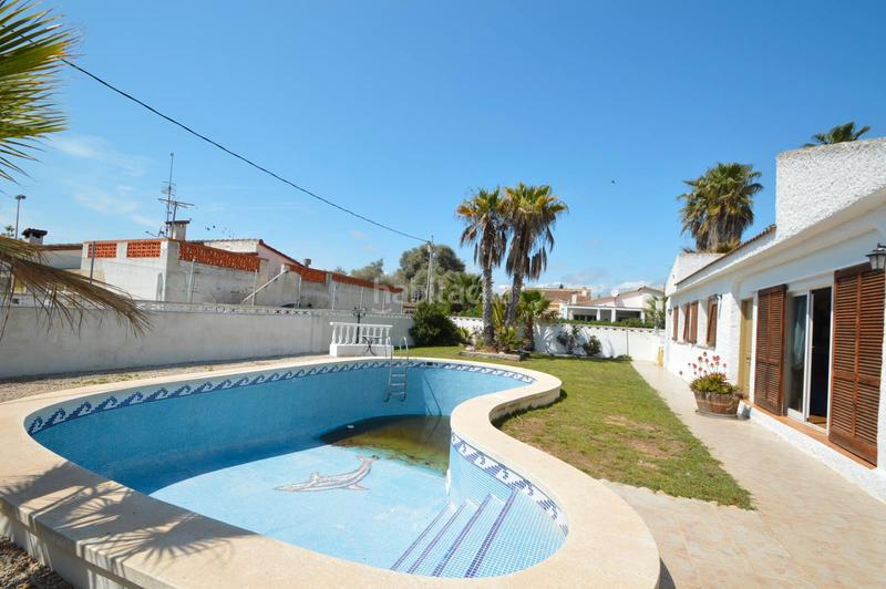 Foto f557c674-ed7d-46bb-a986-7daba68692db. Chalet mit kamin parking pool in Costa Norte Vinaròs