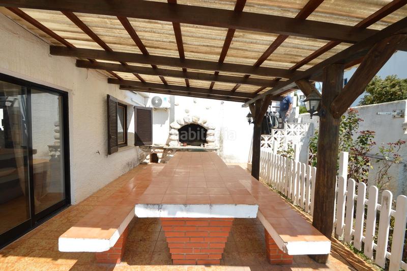 Foto 8eddb7ae-af12-4590-b8cc-548fafd4c1e0. Xalet amb xemeneia aparcament piscina a Costa Norte Vinaròs