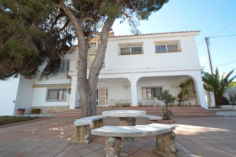 Foto 9e224b15-64c4-4b76-9159-7e2a974a1f2d. Chalet villa en venta en costa sur en Les Salines Vinaròs