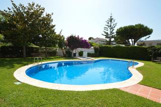 Reihenhaus in Boverals-Saldonar. Casa adosada en venta en vinaròs, 4 dormitorios y piscina comuni