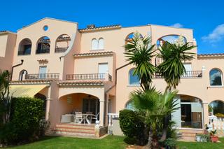 Xalet  Calle madrid. En venta, preciosa villa adosada con piscina en el panorámica go
