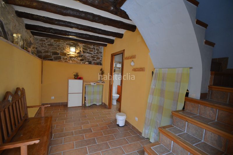 Foto 6d65ac83-b563-4415-99fa-32bb7b7ae06e. Masia amb xemeneia a Xert