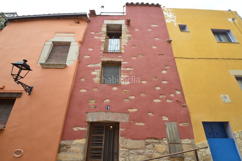 Foto ba9da373-974f-4a13-9dde-1945fb17d326. Masia amb xemeneia a Xert