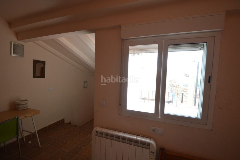 Foto bdf9f7aa-fe5d-4c06-94db-0e86cfcc75a6. Masia amb xemeneia a Xert