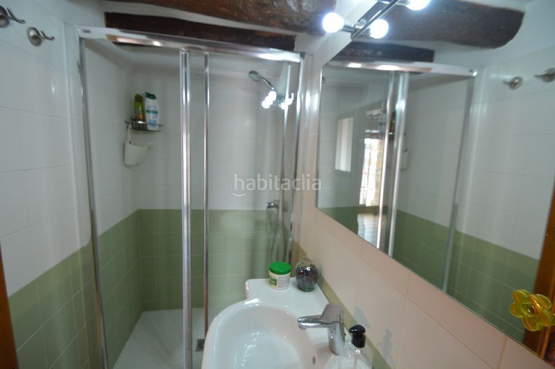 Foto f48c5869-0a02-426f-bbd6-adc4df9857f7. Masia amb xemeneia a Xert