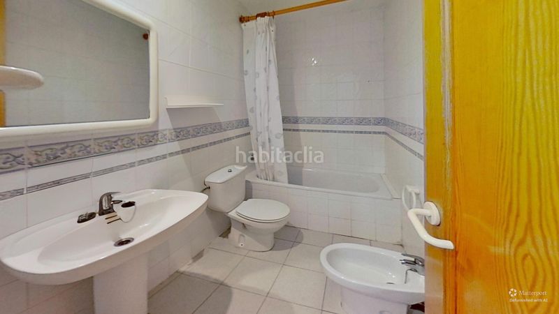 Foto 64b42dcb-e55a-4919-9419-40c1267d4354. Apartament a avinguda de francisco josé balada 62 a Vinaròs