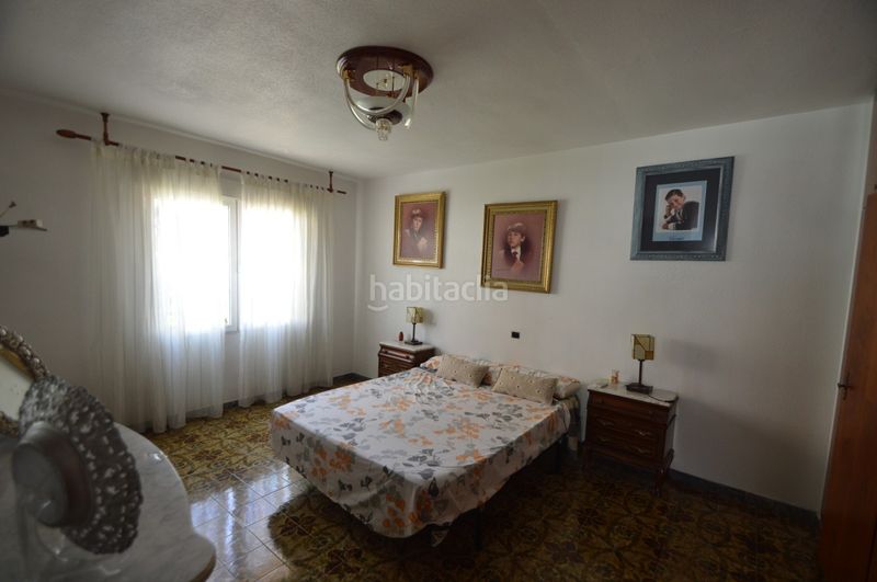 Foto b577d09f-ecba-4b7e-9aca-a6daa9e6c9b6. Casa adossada amb calefacció aparcament a Casco Urbano Vinaròs