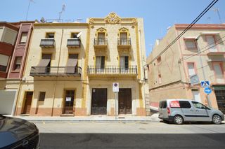 Local Comercial a Casco Urbano