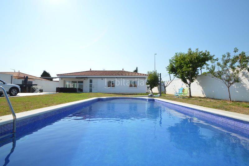 Foto 39fd32a8-0ad0-476e-8711-327dcfc41a96. Xalet amb calefacció aparcament piscina a Boverals-Saldonar Vinaròs